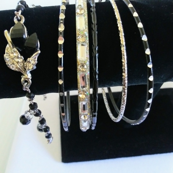 Bracelet & Bangles - Picture 7 of 8